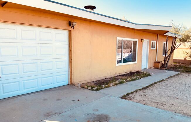 3 Bedroom/ 2 Bath House in prime location to elementary school in Yucca Valley