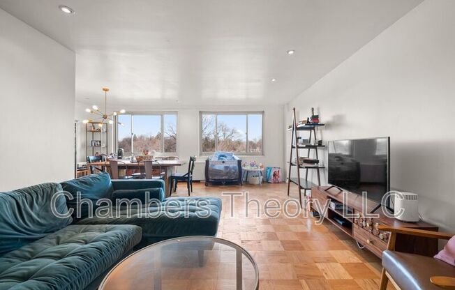 1900 Lyttonsville Rd