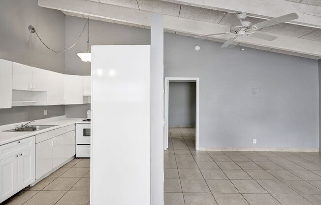 1 bed, 1 bath, 675 sqft, $1,550, Unit 112-3251