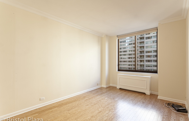 210 E 65th St