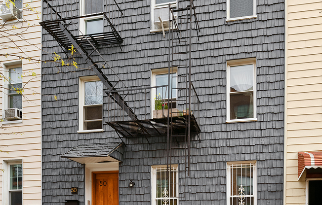 50 CLAY ST