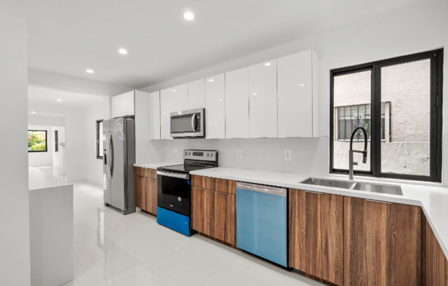 1687 SW 11 ST