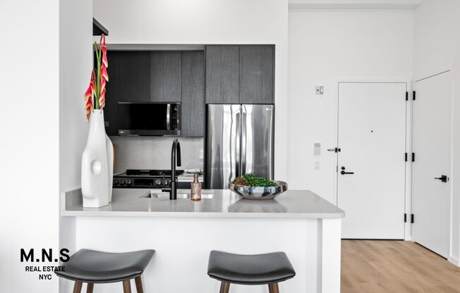 1 bed, 1 bath, $3,450, Unit 518