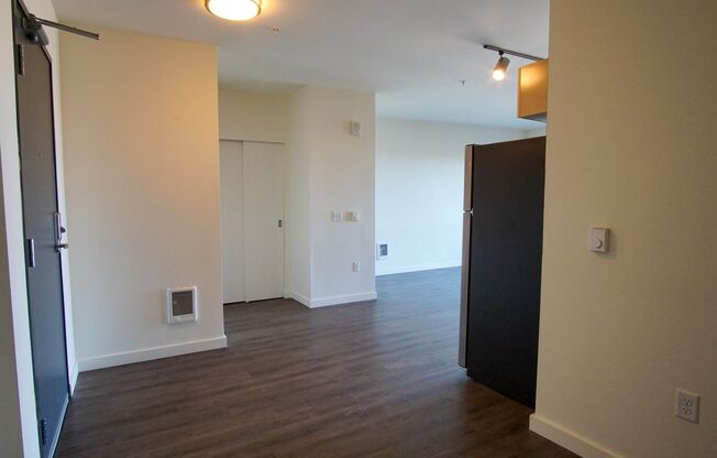 Studio, 1 bath, $1,395, Unit 510