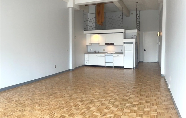 Studio, 1 bath, 620 sqft, $2,700, Unit 407