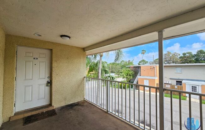 1 Bed 1 Bath Apartment at the Casabella Apartments in Clearwater, FL *MOVE-IN SPECIAL*
