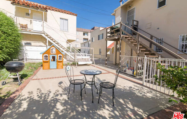 10773 MASSACHUSETTS AVE