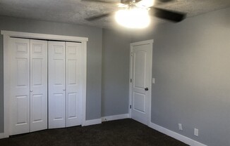 7851 S 3800 W