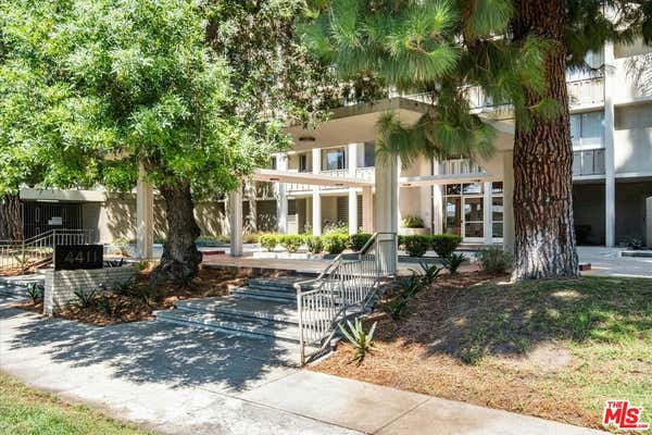 1 bed, 1 bath, 996 sqft, $4,400, Unit 307