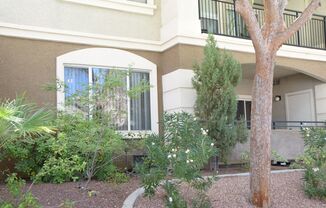 HENDERSON - SEVEN HILLS - CONDO - 1 BED + 1 BATH ON 1ST FLOOR