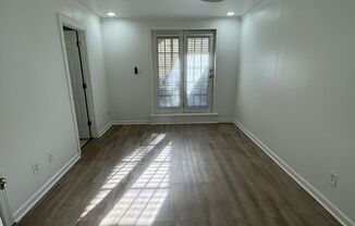 1 bed, 1 bath, 800 sqft, $1,749, Unit 409 B East Gaston Street