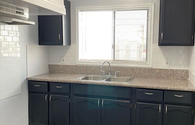 Studio, 1 bath, 500 sqft, $1,395, Unit 312