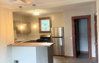 2 beds, 1.5 baths, $1,395, Unit 15 #3