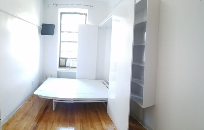 1 bed, 1 bath, 90 sqft, $1,195, Unit 14 - 3D