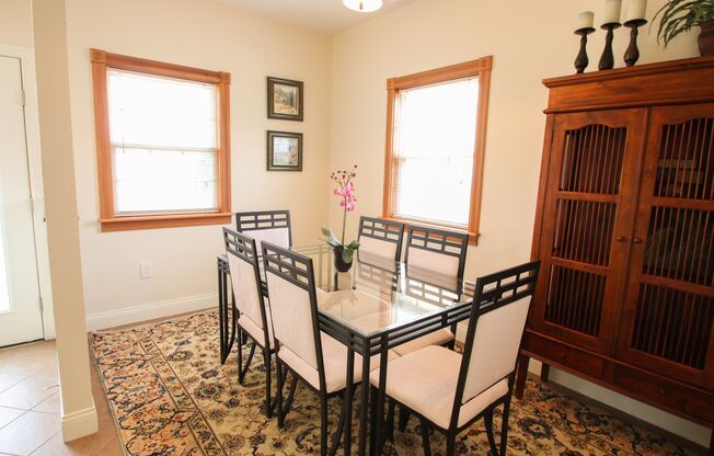 3 beds, 3 baths, 2,000 sqft, $2,850