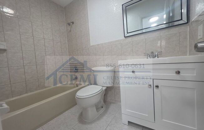 2 beds, 1 bath, 827 sqft, $1,895, Unit 666