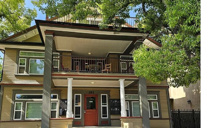 161 CHESTNUT ST