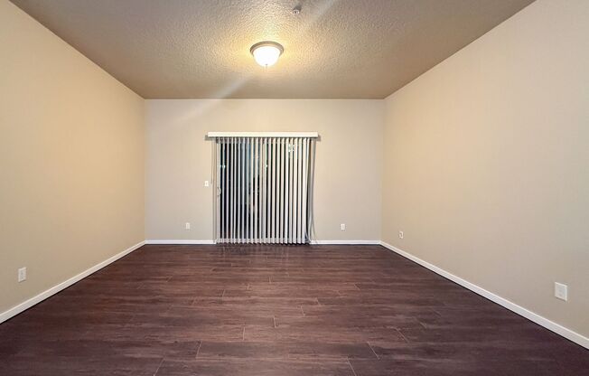 2 beds, 2 baths, 1,090 sqft, $1,600, Unit 523-06