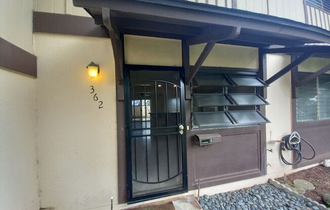 2 Bed/1.5 Bath Townhome in Mililani