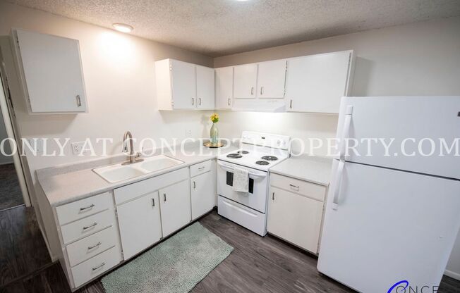 2 beds, 1 bath, 935 sqft, $1,249, Unit 28