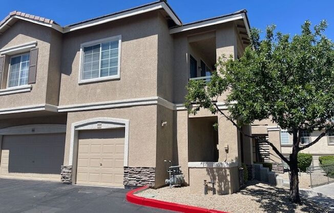 Great Summerlin Location!  Make this Home Yours Today!