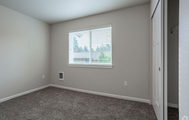 3 beds, 2 baths, 1,160 sqft, $2,250, Unit 5-102