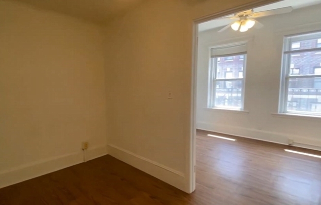 1 bed, 1 bath, 350 sqft, $2,715, Unit #24