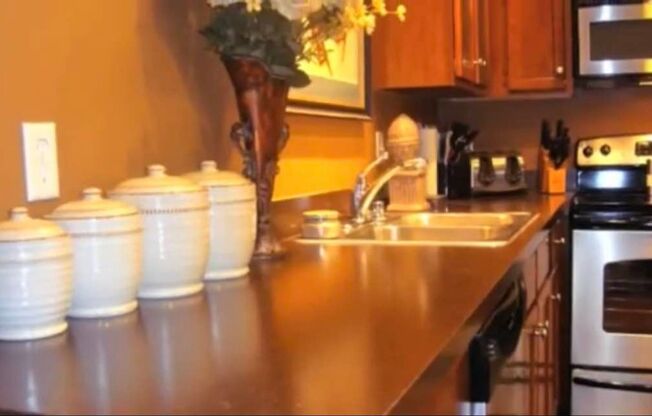 TOWNHOUSE FOR RENT!