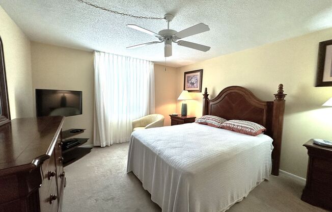 2 beds, 2 baths, $3,500, Unit #311