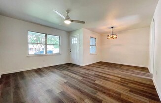 5303 KIAMESHA WAY