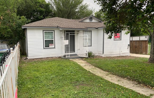2118 BURNET