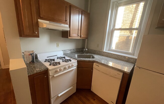 Studio, 1 bath, $2,200, Unit 4