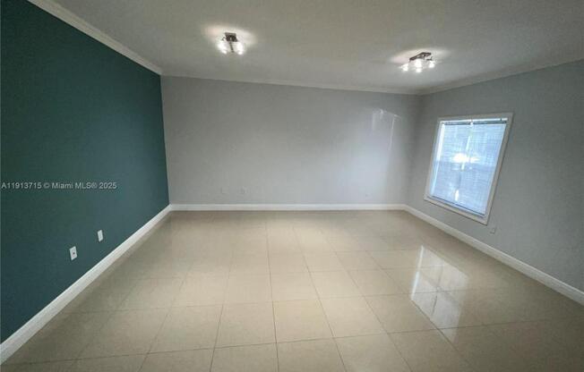 4929 SW 140 TERRACE 5