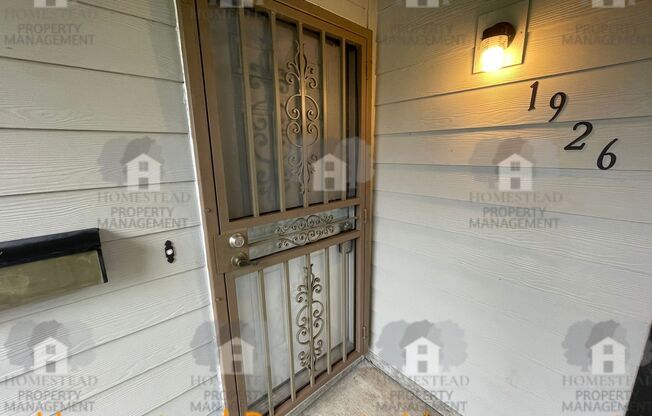 1926 AND 1928 MCCOY AVE NE