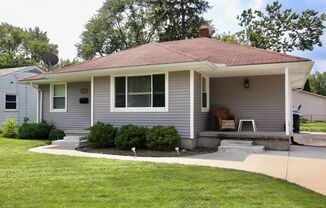 3 beds, 1 bath, $1,995