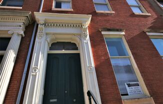 717 Washington Place