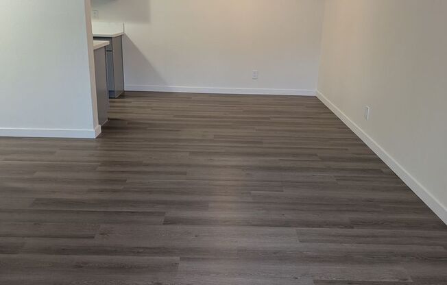 2 beds, 1 bath, 810 sqft, $2,095, Unit A104