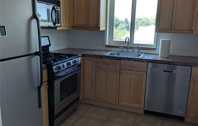 1 bed, 1 bath, $1,450, Unit # 3