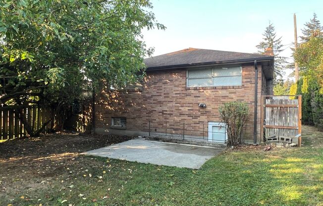 Classic 4 Bed Brick Home in Ravenna