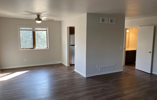 2 beds, 1.5 baths, 1,150 sqft, $1,925, Unit 10NW