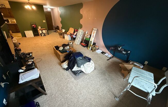 425 E. Henry Clay St.