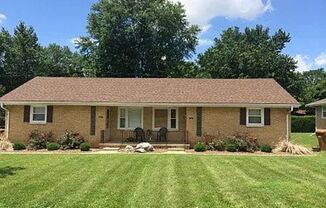 1801 LYNWOOD DR