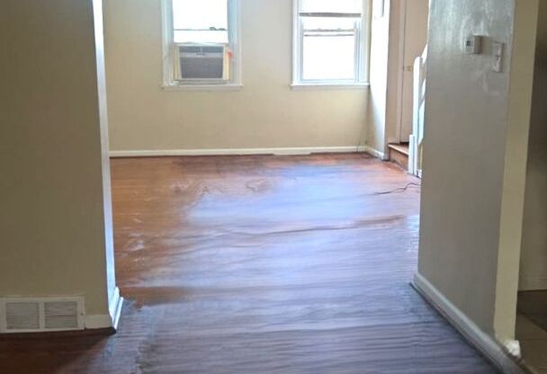 Spacious 4-Bedroom Home in Olney with Parking! Available NOW!