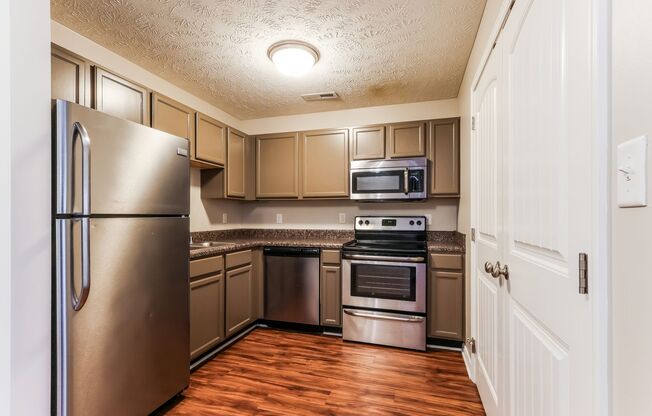 1 bed, 1 bath, 822 sqft, $775, Unit C05