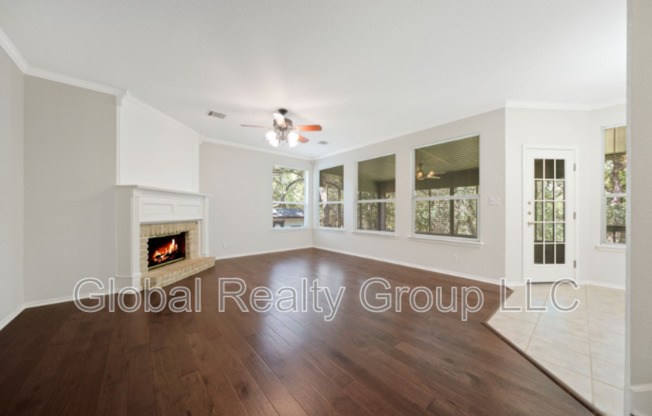 4508 BRUSH CRK DR