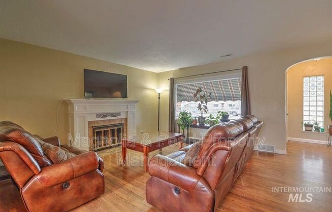 104 S. Olive St.