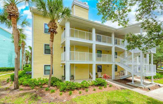 Ground-floor, end-unit, FULLY remodeled 2-bedroom, 2-bathroom condo available for rent in Summer House, Ponte Vedra Beach!