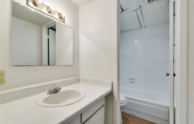 2 beds, 2 baths, 825 sqft, $1,200, Unit K733 - 311 - 204