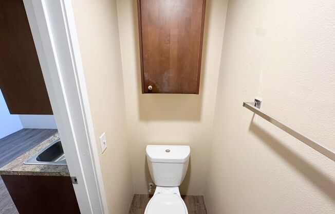 Studio, 1 bath, 154 sqft, $1,195, Unit 357