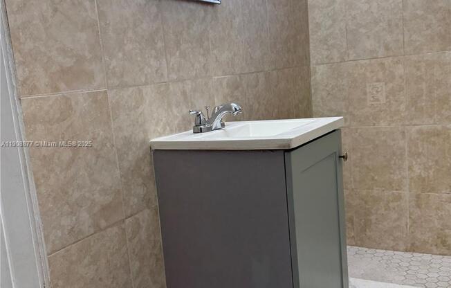 3340 NORTHWEST 13 AVE